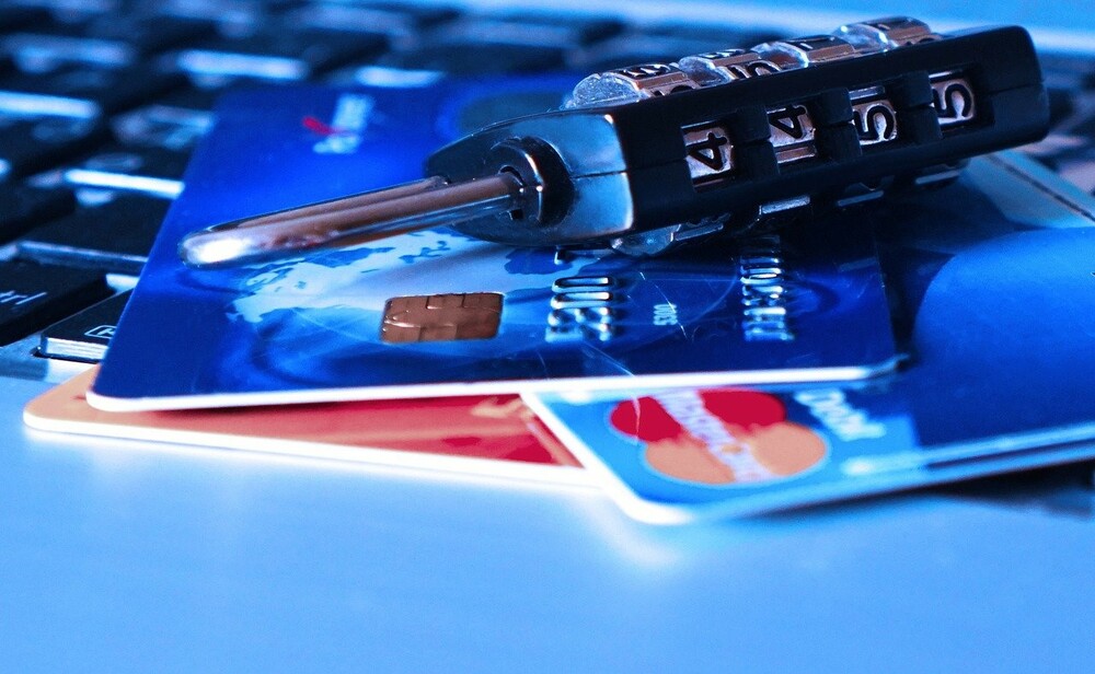 10 Things You Can Do To Avoid Credit Card Fraud